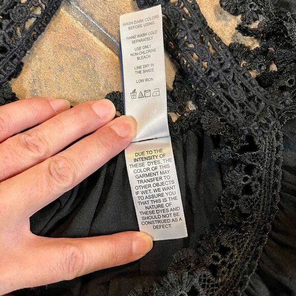 Swimsuits For All Vera Black Crocheted Cold Shoulder Coverup 6/8 - Picture 11 of 12